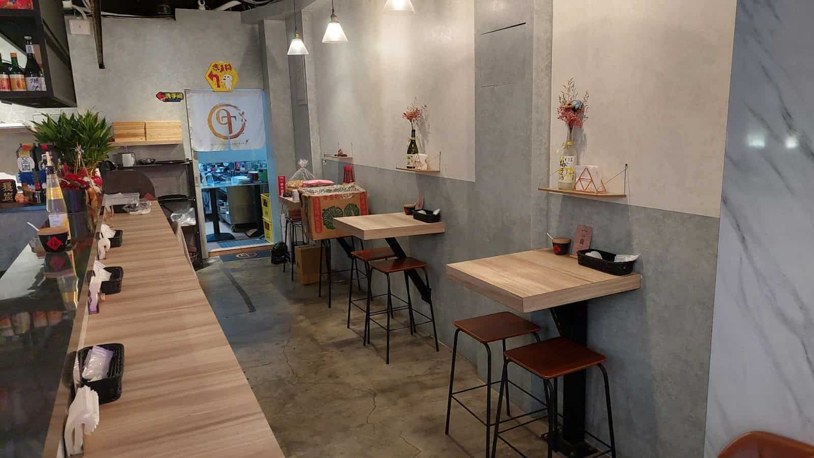 逢甲必吃餐廳 - 烏竹樓 OT Kitchen 用餐空間一覽圖