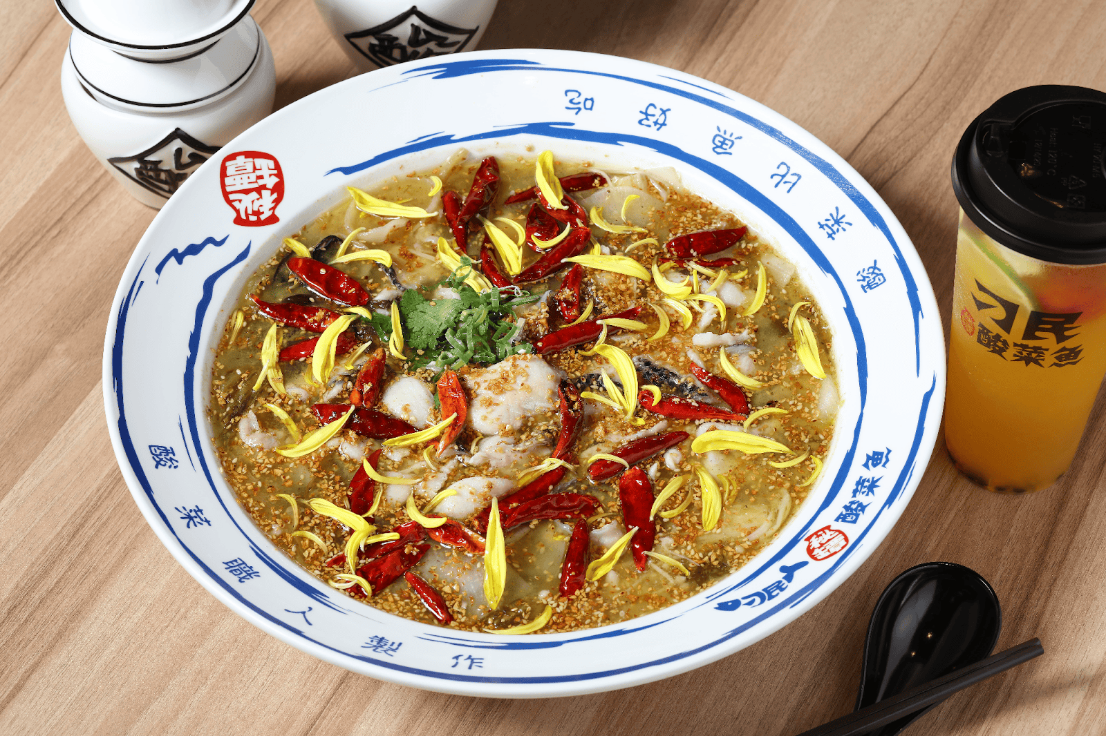 逢甲餐廳推薦 - 刁民酸菜魚 招牌餐點 – 秘罈酸菜魚照片
